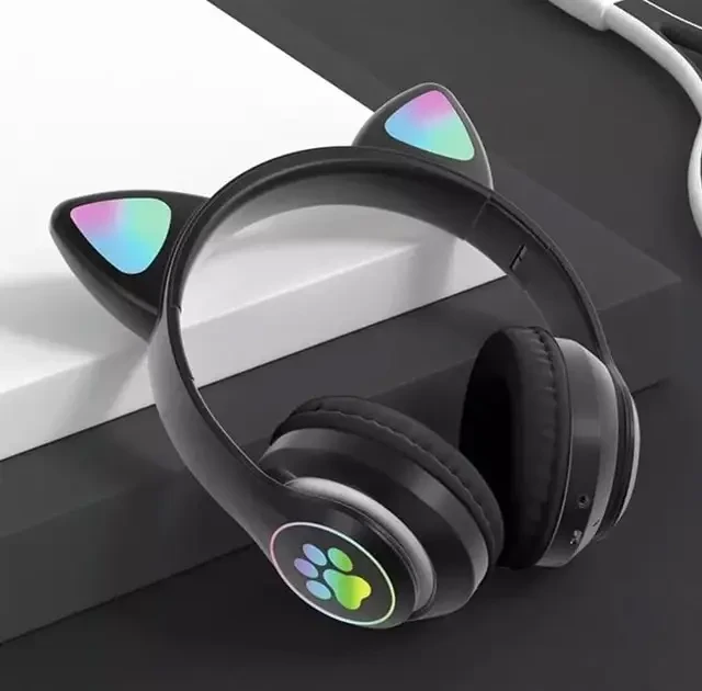 УЦЕНКА! Беспроводные детские Bluetooth наушники с ушками и подсветкой Cat-23M Черный (Плохая упаковка 3197)